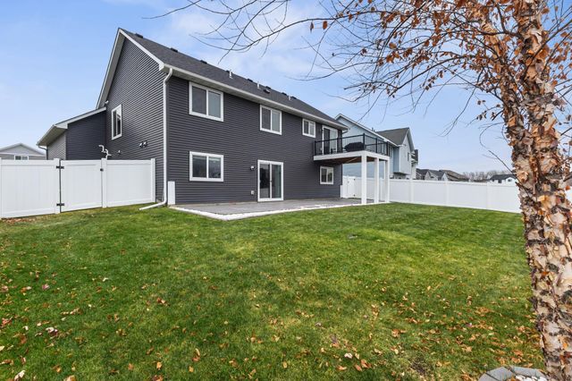 2730 213th Street W, Farmington, MN 55024