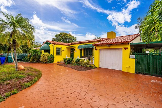 1906 SW 21st St, Miami, FL 33145