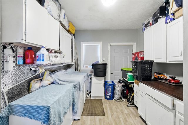 501 N Yellow Springs Street, Springfield, OH 45504