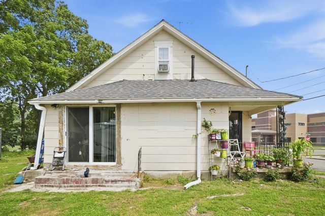 501 N Yellow Springs Street, Springfield, OH 45504