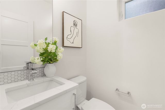 1206 B NW 83rd Street, Seattle, WA 98117