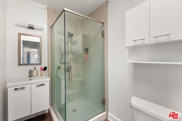 1322 N Cherokee Avenue, Los Angeles, CA 90028