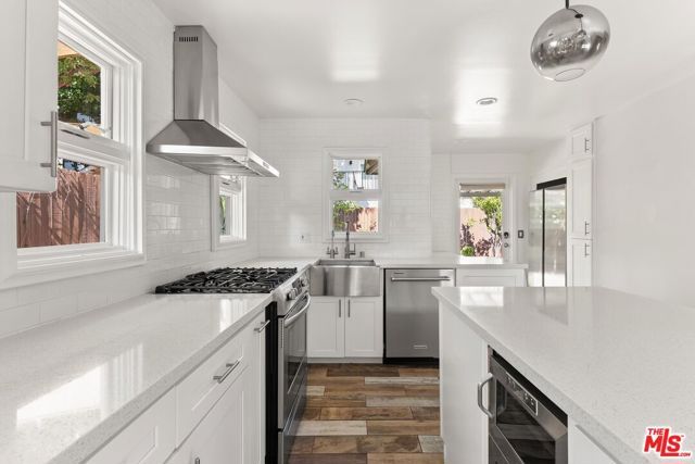 1322 N Cherokee Avenue, Los Angeles, CA 90028