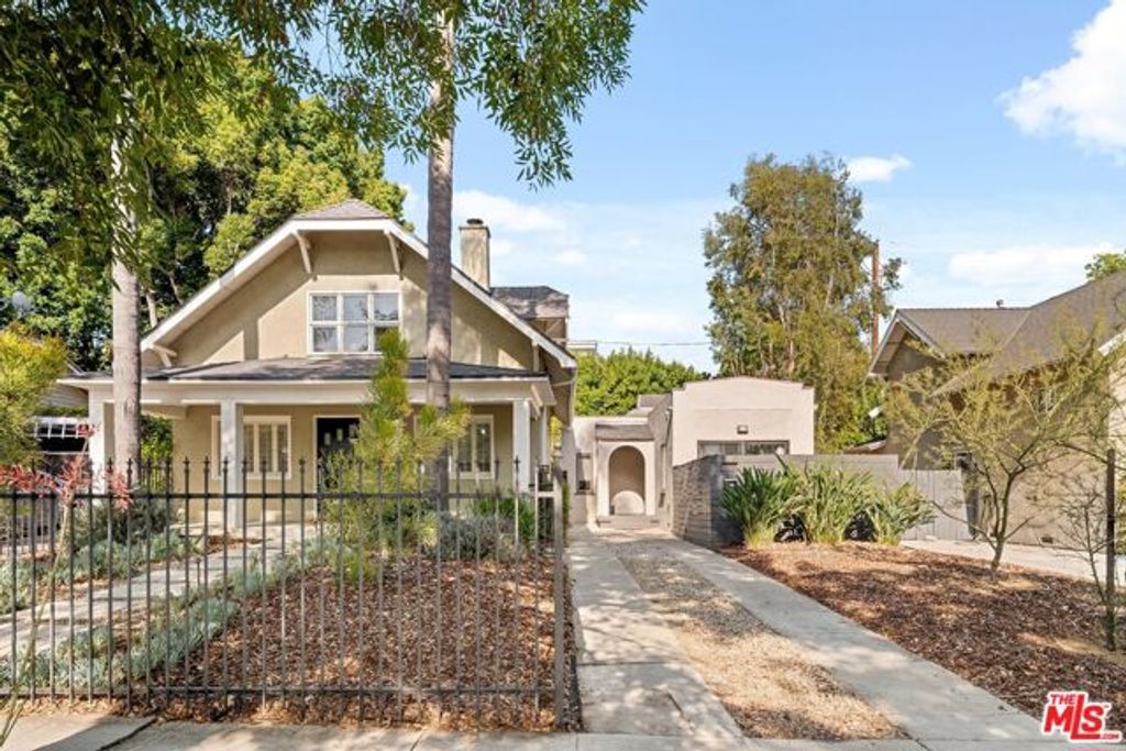 1322 N Cherokee Avenue, Los Angeles, CA 90028