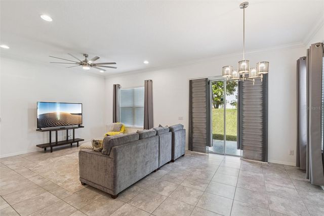 989 MAYPOLE DRIVE, Apopka, FL 32703