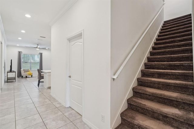 989 MAYPOLE DRIVE, Apopka, FL 32703