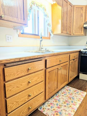 107 1st Avenue SW, Dilworth, MN 56529