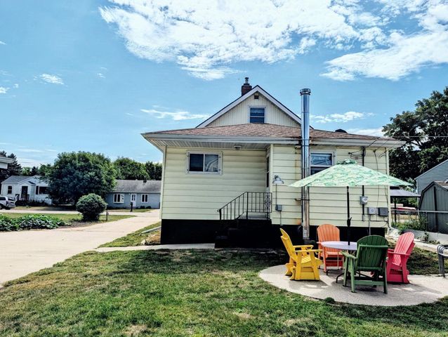 107 1st Avenue SW, Dilworth, MN 56529