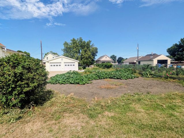 107 1st Avenue SW, Dilworth, MN 56529
