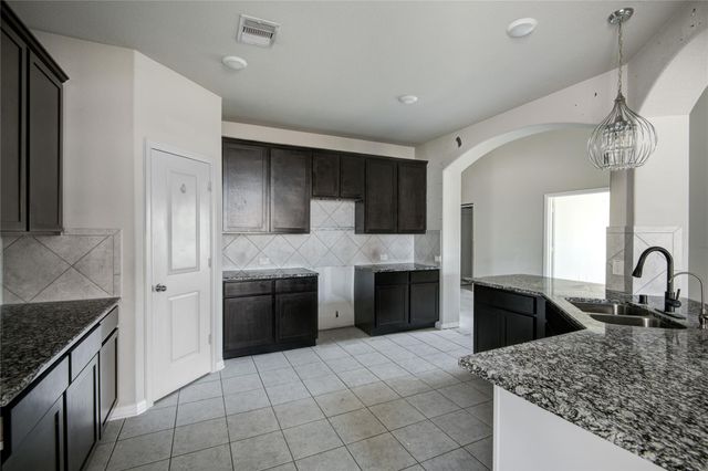 10406 Sill Prairie Drive, Rosharon, TX 77583