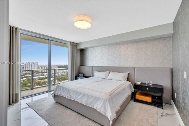300 Sunny Isles Blvd 4-2006, Sunny Isles Beach, FL 33160