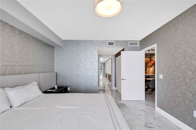 300 Sunny Isles Blvd 4-2006, Sunny Isles Beach, FL 33160