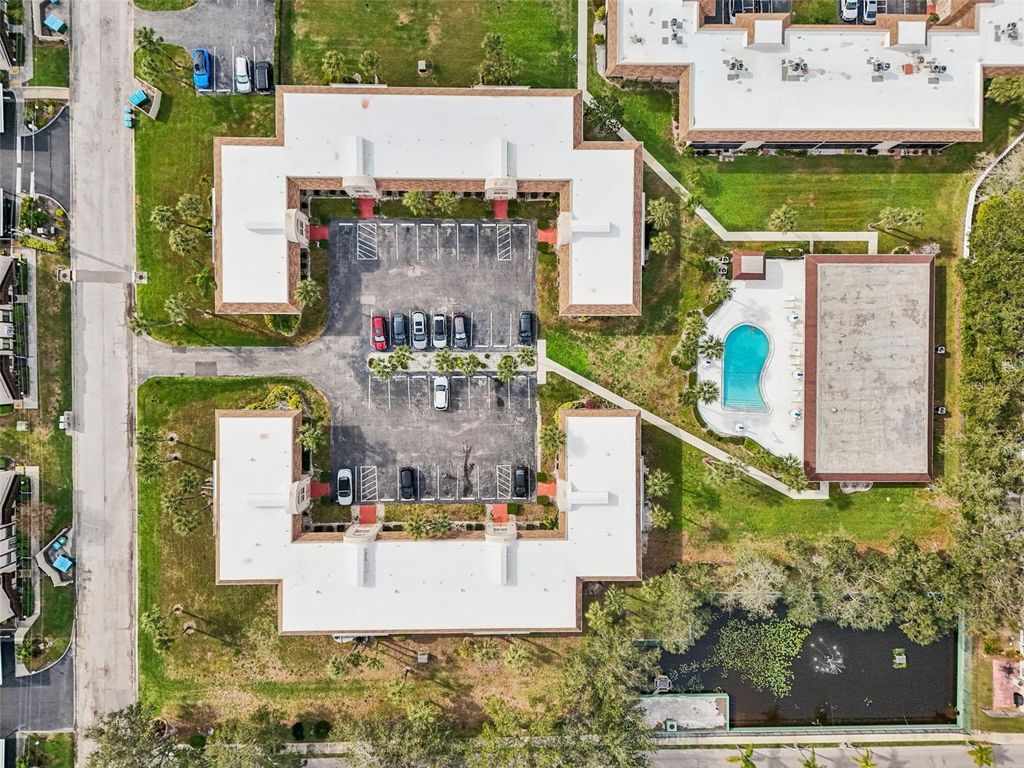 Image 30 of property listing at 2727 75TH STREET W 9A14, Bradenton, FL 34209