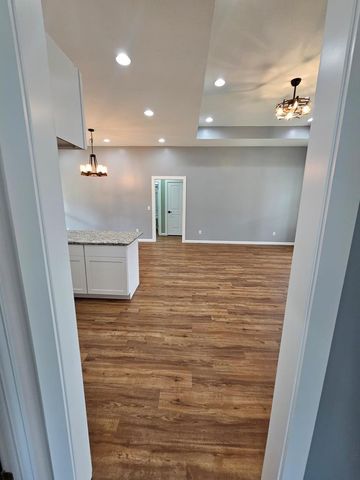 883 Jester St, Cowarts, AL 36321