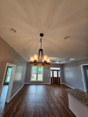 883 Jester St, Cowarts, AL 36321