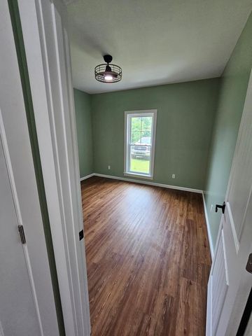 883 Jester St, Cowarts, AL 36321