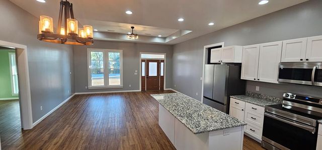 883 Jester St, Cowarts, AL 36321