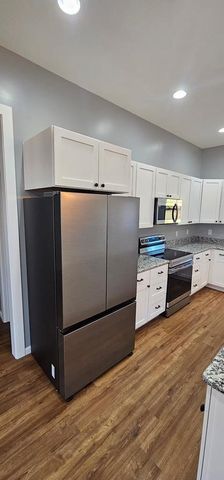 883 Jester St, Cowarts, AL 36321