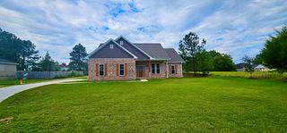 883 Jester St, Cowarts, AL 36321
