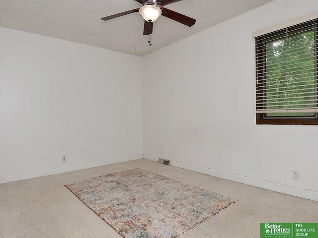 5706 S 151st Street, Omaha, NE 68137