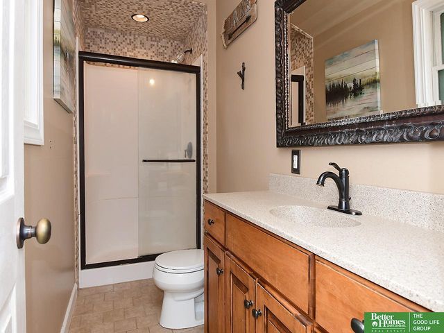 5706 S 151st Street, Omaha, NE 68137