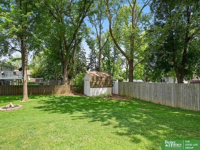 5706 S 151st Street, Omaha, NE 68137
