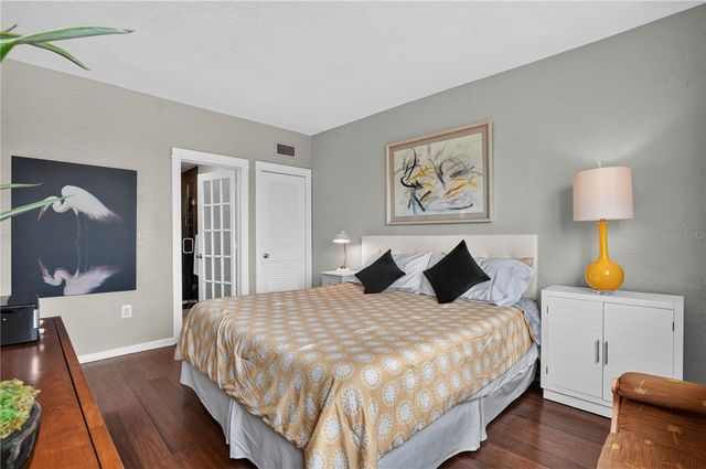 238 TAMPA AVENUE W 221, Venice, FL 34285