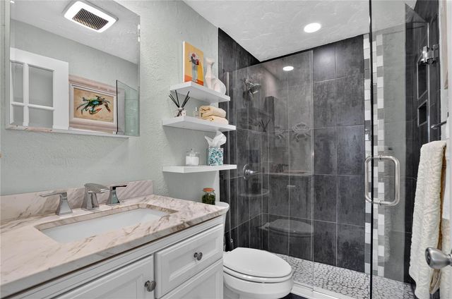 238 TAMPA AVENUE W 221, Venice, FL 34285
