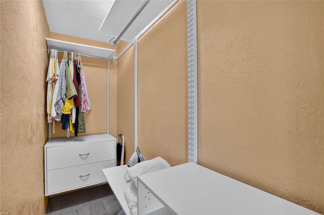 238 TAMPA AVENUE W 221, Venice, FL 34285