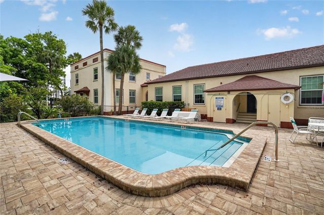 238 TAMPA AVENUE W 221, Venice, FL 34285