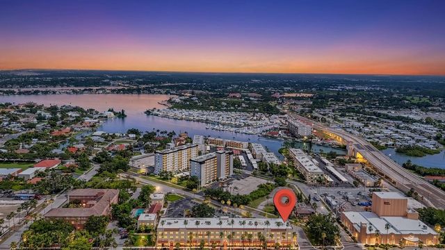 238 TAMPA AVENUE W 221, Venice, FL 34285