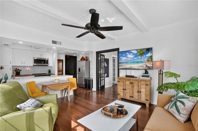 238 TAMPA AVENUE W 221, Venice, FL 34285