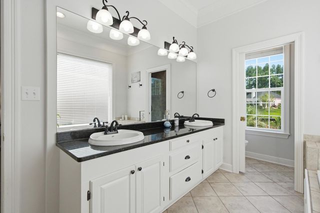 9 S Heron Cove, Hattiesburg, MS 39402