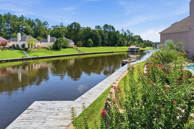 9 S Heron Cove, Hattiesburg, MS 39402