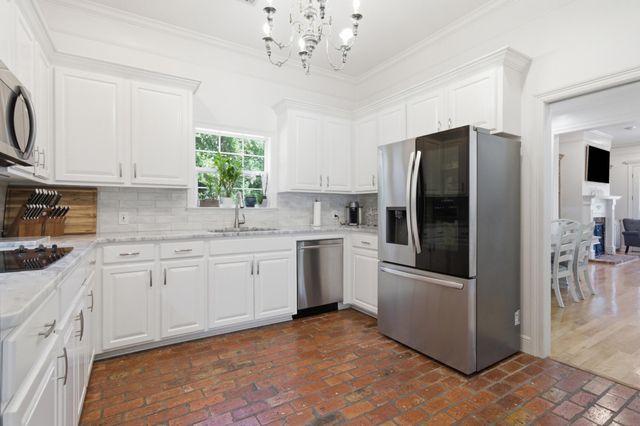 9 S Heron Cove, Hattiesburg, MS 39402