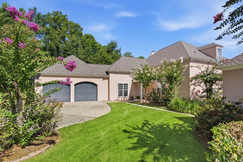 9 S Heron Cove, Hattiesburg, MS 39402