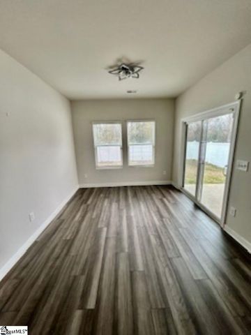 145 Vickery Road, Woodruff, SC 29388