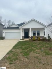 145 Vickery Road, Woodruff, SC 29388