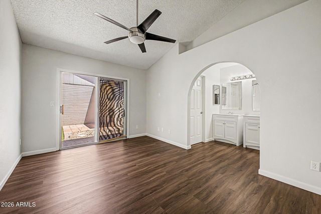 1055 N Recker Road 1045, Mesa, AZ 85205