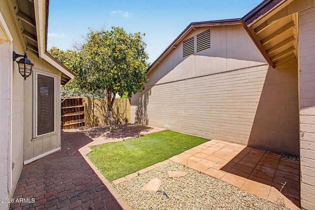 1055 N Recker Road 1045, Mesa, AZ 85205