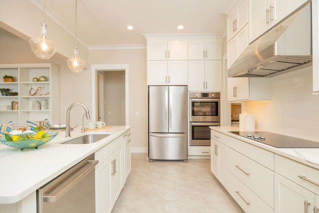 522 Ridgeway Rd, St Augustine, FL 32080