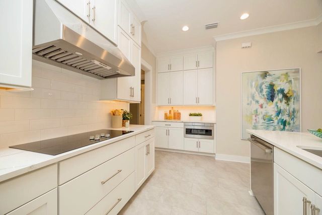 522 Ridgeway Rd, St Augustine, FL 32080