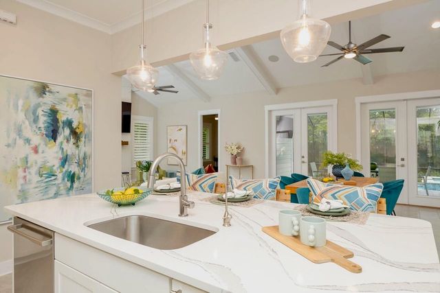 522 Ridgeway Rd, St Augustine, FL 32080