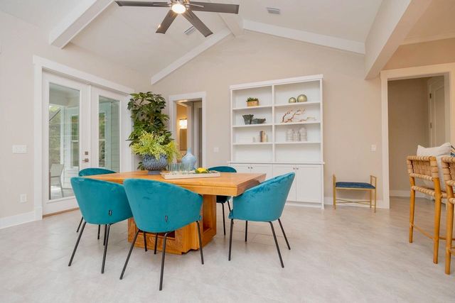 522 Ridgeway Rd, St Augustine, FL 32080