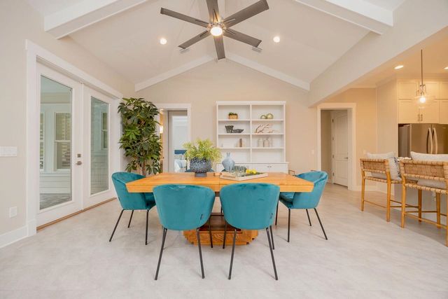 522 Ridgeway Rd, St Augustine, FL 32080