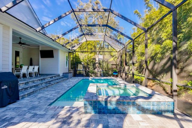 522 Ridgeway Rd, St Augustine, FL 32080