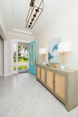 522 Ridgeway Rd, St Augustine, FL 32080