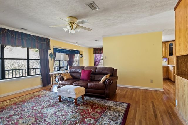 3885 Delina Rd, Cornersville, TN 37047