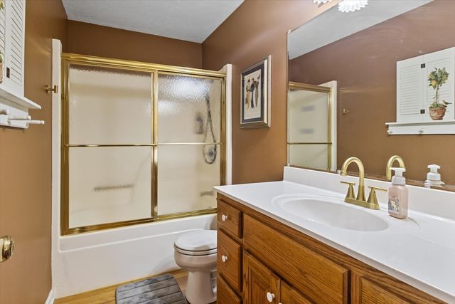 3885 Delina Rd, Cornersville, TN 37047