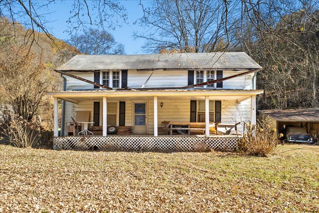 3885 Delina Rd, Cornersville, TN 37047